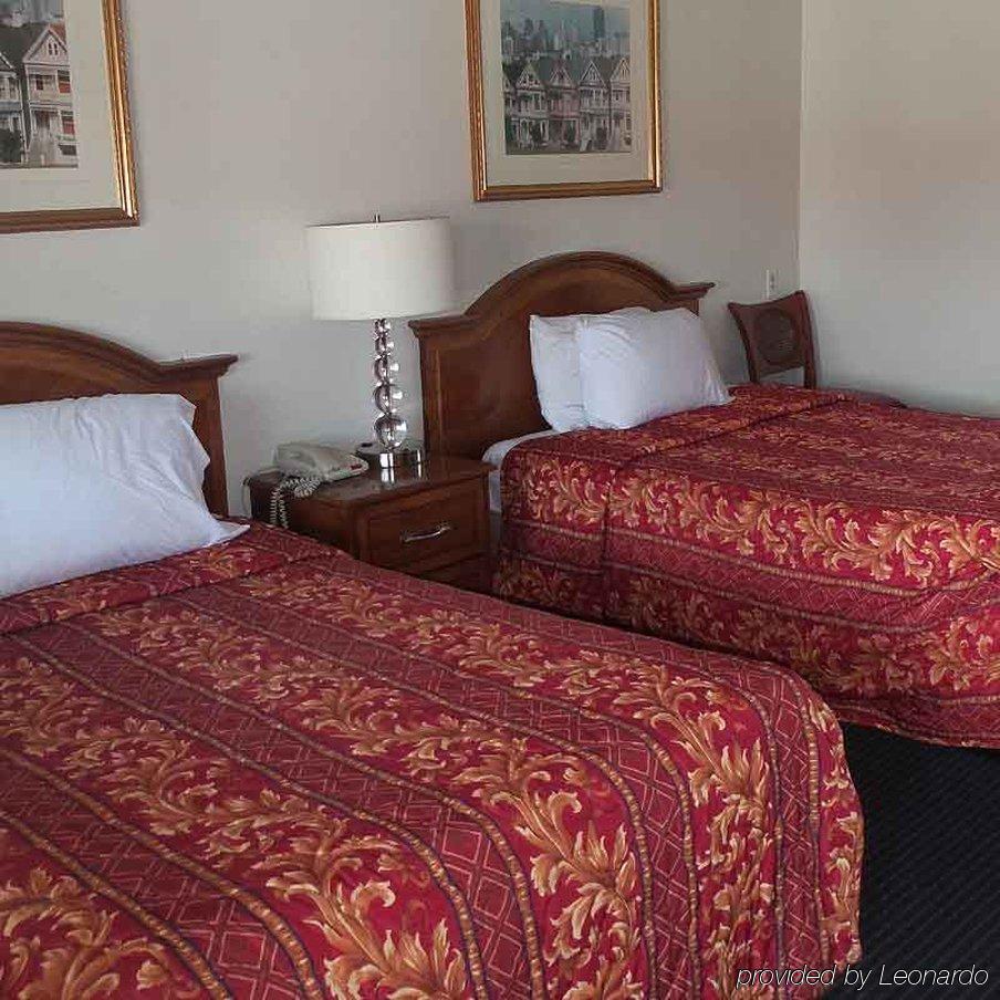 Holiday Motel Окдейл Экстерьер фото